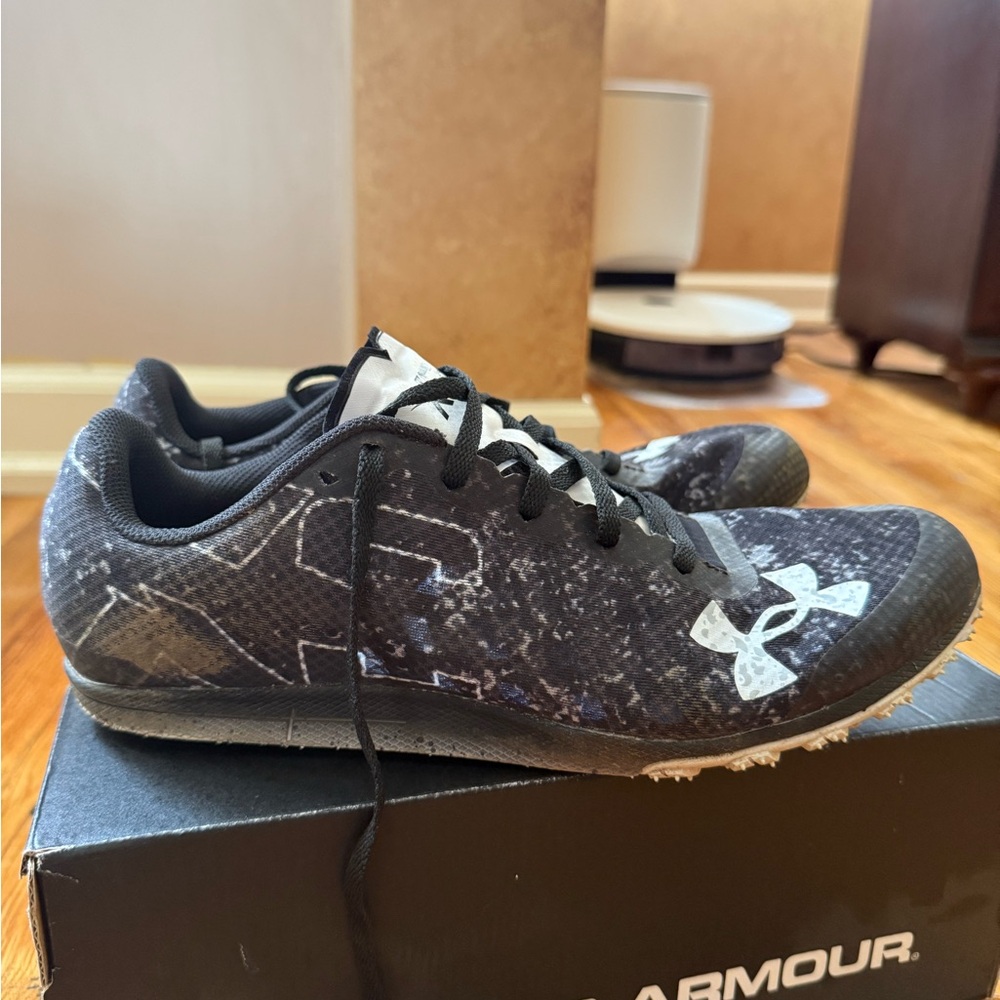 Under Armour Black Cross Country Shoes-Only worn 2x!